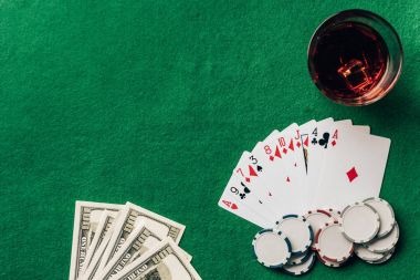 Android app home screen showing Live Dealer menu